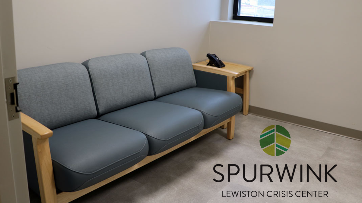 Image of couch in room of Lewiston Crisis Center